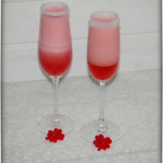 Pink-Prosecco-toller-Aperitif-für-Silvester-und-alkoholfreie-Alternative