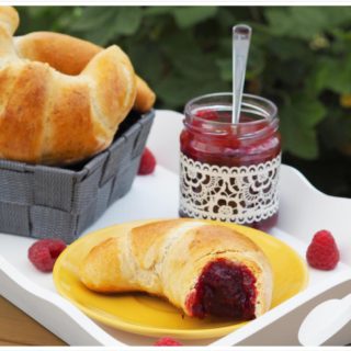 Dinkel-Frühstückshörnchen-ohne-Zucker-Butter-Thermomix