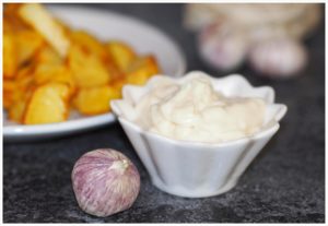 aioli-Mayonnaise-ohne-ei-ganz-einfach-und-lecker