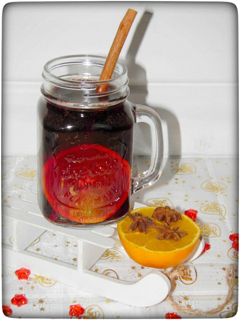 Feuriger Chili-Zimt Glühwein