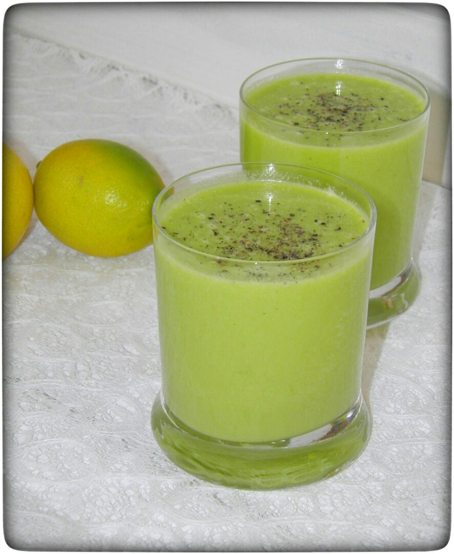 Wirsing–Birnen–Ingwer Smoothie