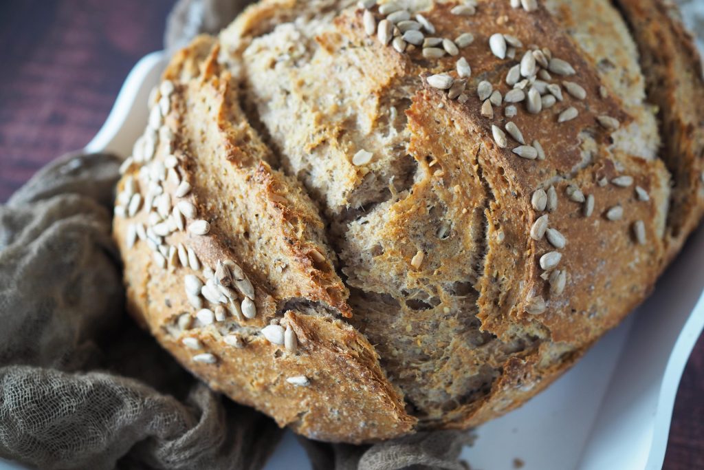 vollkornbrot-backen-einfaches-Rezept