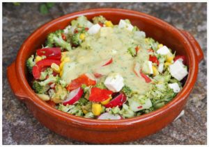 Bunter-Brokkoli-Feta-Salat-mit-Mango-Limetten-Dressing-Thermomix