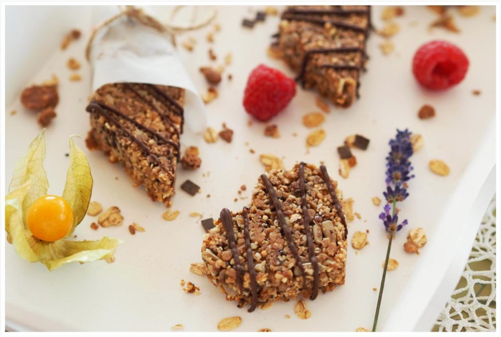 schoko-muesliriegel-abwechslung-in-der-brotdose-mymuesli schoko-muesliriegel-abwechslung-in-der-brotdose-mymuesli