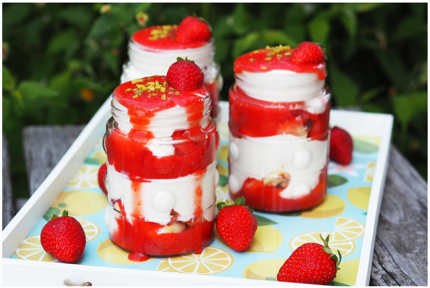 Blitzschnelles Sommer-Dessert: Erdbeer-Tiramisu im Glas - Wiewowasistgut