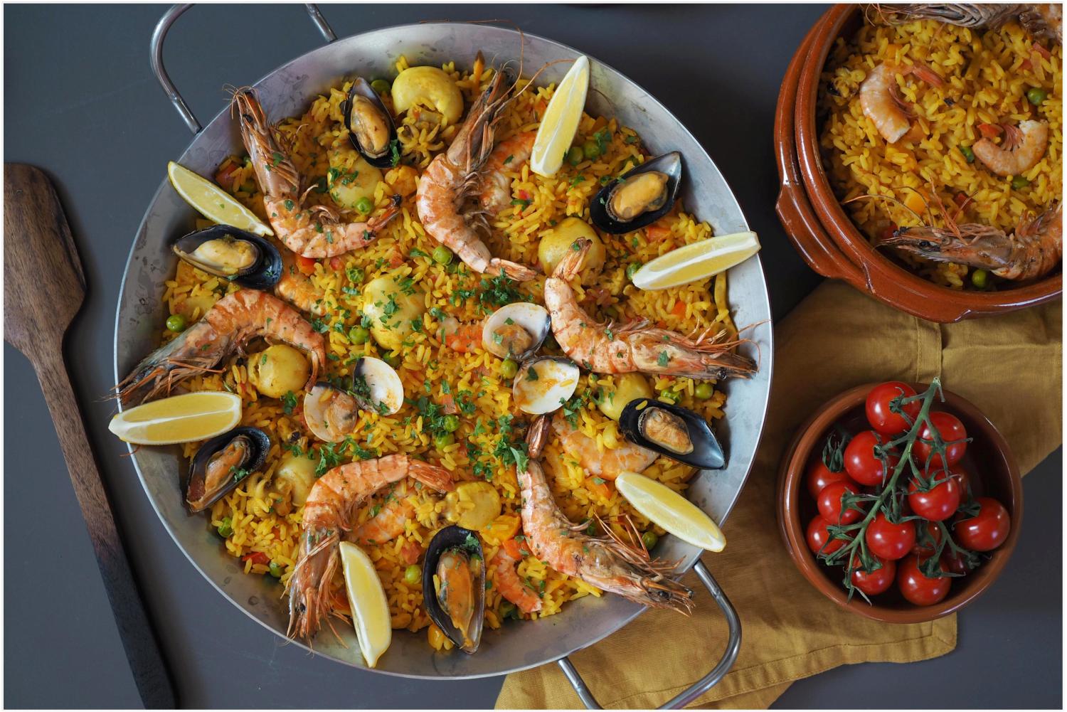 Traditionelles Paella Rezept für ein besonderes Abendessen