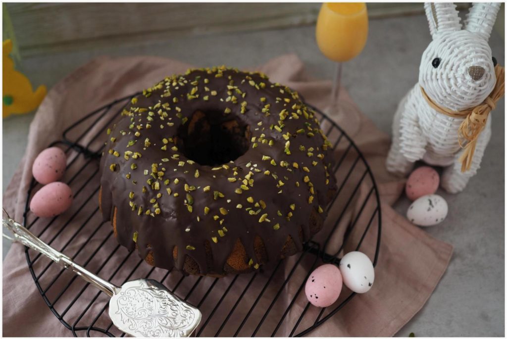 fuer-den-oster-kaffeetisch-eierlikoer-marmorkuchen fuer-den-oster-kaffeetisch-eierlikoer-marmorkuchen