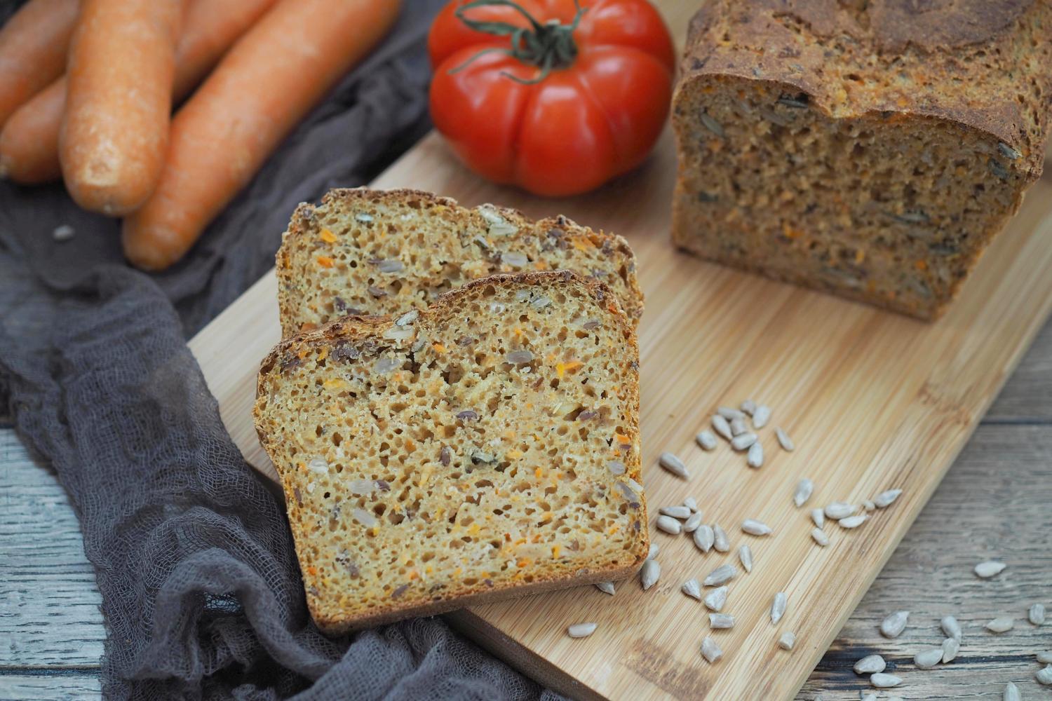 Fitness-Karotten-Vollkornbrot für saftige Sandwiches