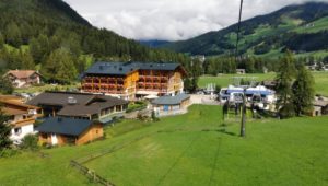 bad-moos-dolomites-spa-resort-eine-wohlfuehloase-im-naturpark-drei-zinnen-suedtirol