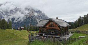 bad-moos-dolomites-spa-resort-eine-wohlfuehloase-im-naturpark-drei-zinnen-suedtirol