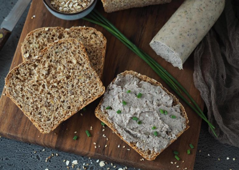 Kerniges Dinkel-Vollkornbrot mit Saaten - Wiewowasistgut