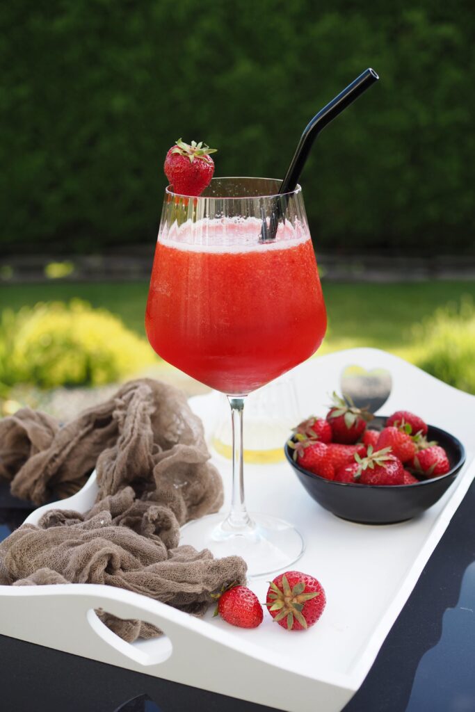 frozen-strawberry-lillet