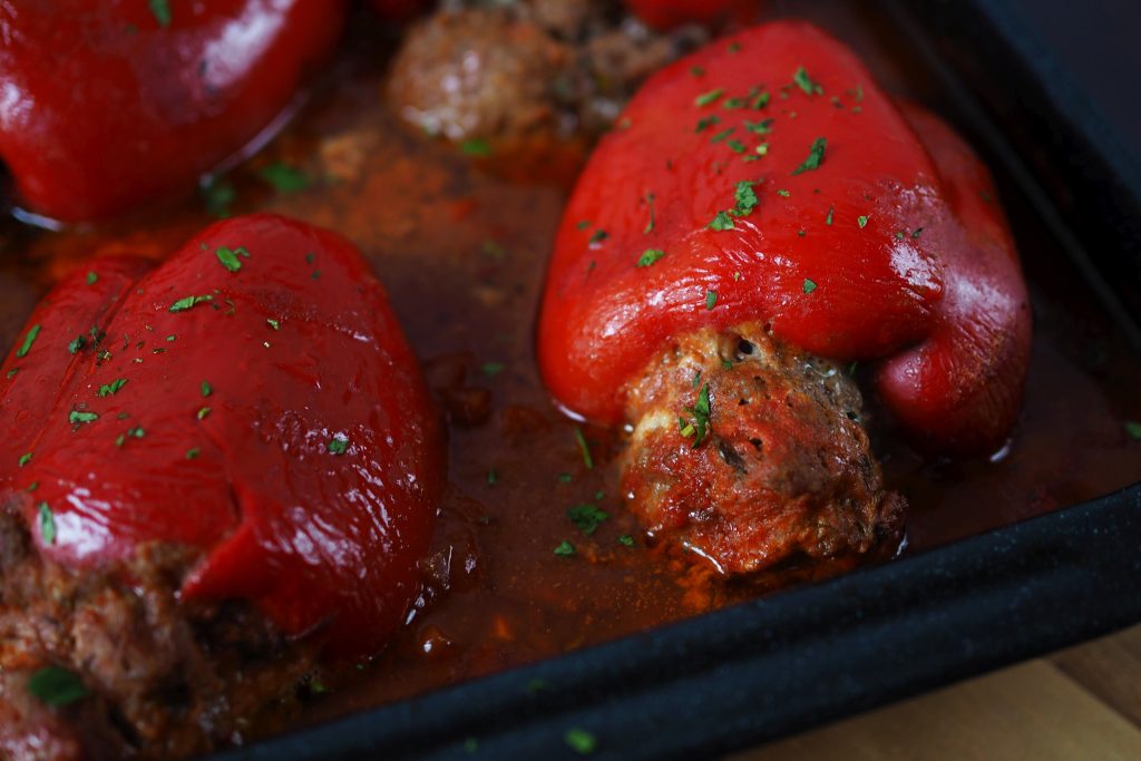 gefuellte-paprikaschoten-mit-hackfleisch