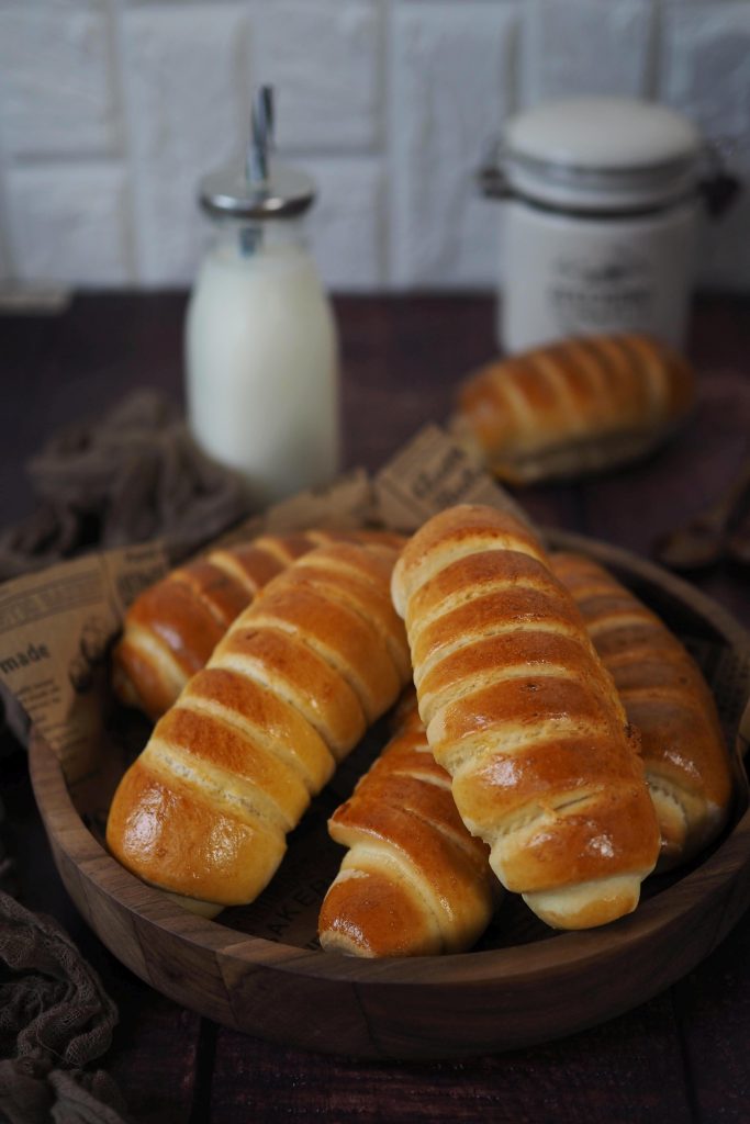 selbstgemachte-milchbroetchen