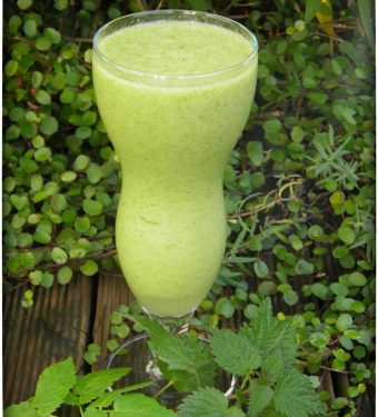 Birnen-Brennnessel-Detox-Smoothie