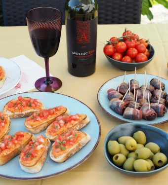 knusprige-bruschetta-datteln-im-speckmantel- Apothic-Wine-wein-tapas-antipasti