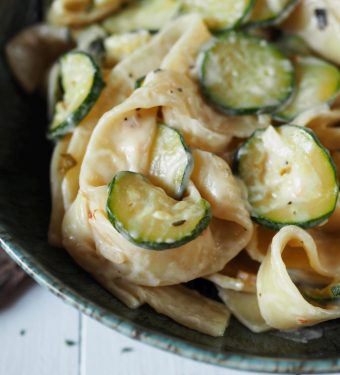 cremige-zucchini-pasta-in-15-minuten