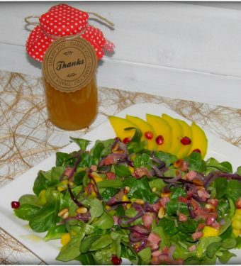 Feldsalat mit Schinkenwürfeln & Mango-Balsamico - Regionalprodukte von EDEKA Unsere Heimat – echt & gut