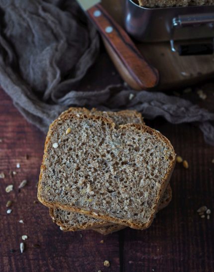 fitness-vollkornbrot-mit-saaten