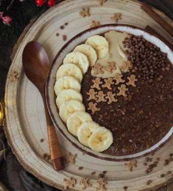 gesundes-adventsfruehstueck-mit-minusl-warme-lebkuchen-oats