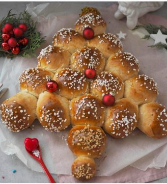 fuers-weihnachtsfruehstueck-fluffiger-hefe-tannenbaum-weihnachten