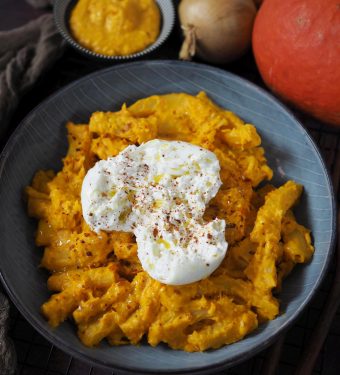 cremige-kuerbis-pasta-mit-burrata