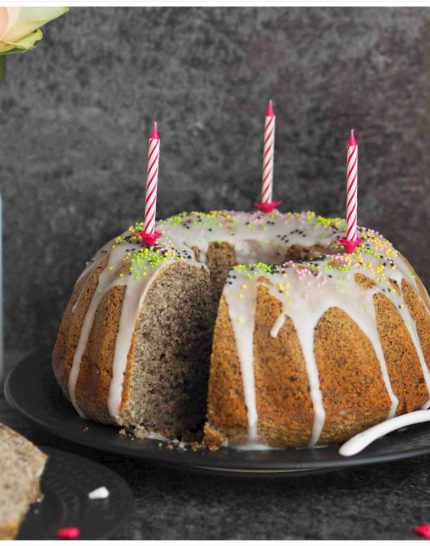 zitronen-mohn-kuchen-ruehrkuchen-geburtstag