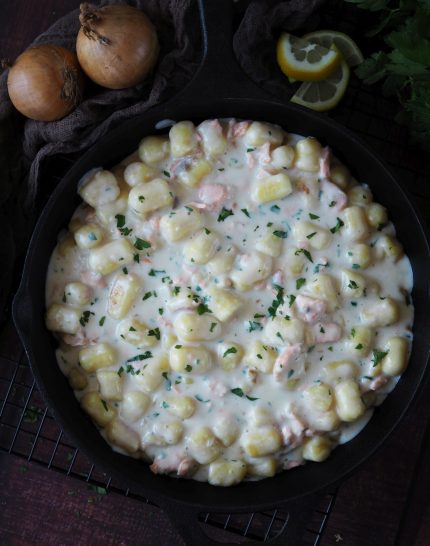 one-pot-gnocchi-lachs-pfanne