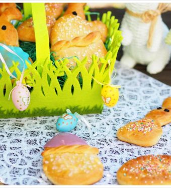 Leckere-bunte-Quarkteig-aus-dem-Thermomix-Osterhasen-backen-mit-Kindern