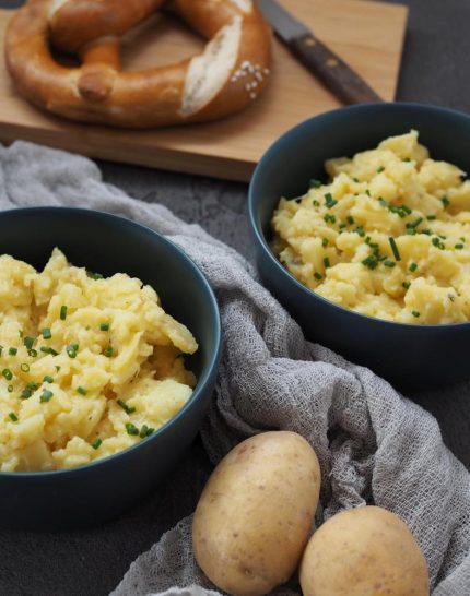 schwaebischer-kartoffelsalat-mit-essig-oel