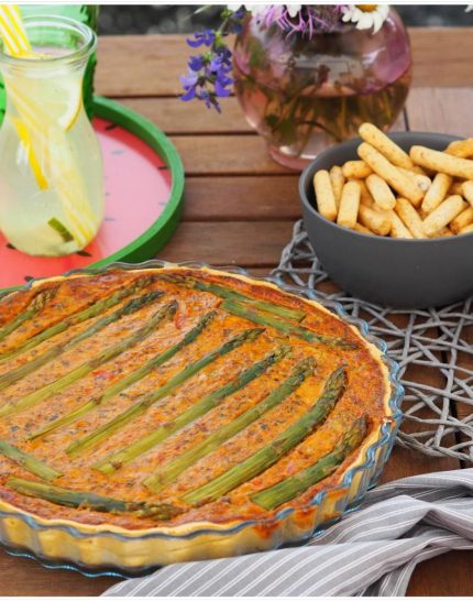 spargel-quiche-mit-ajvar-gemüse-sommer