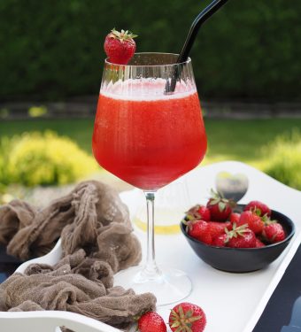 frozen-strawberry-lillet