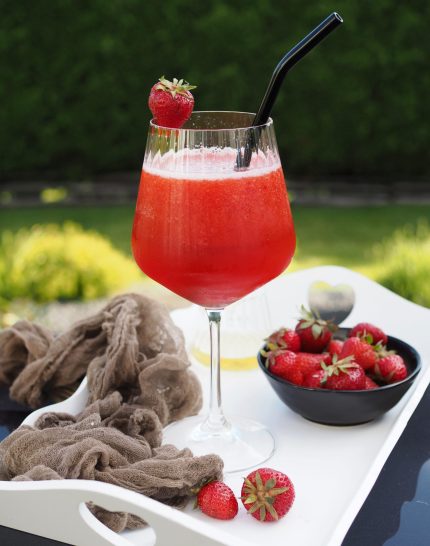 frozen-strawberry-lillet