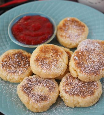 syrniki-quarkkuechlein-proteinreiches-fruehstueck