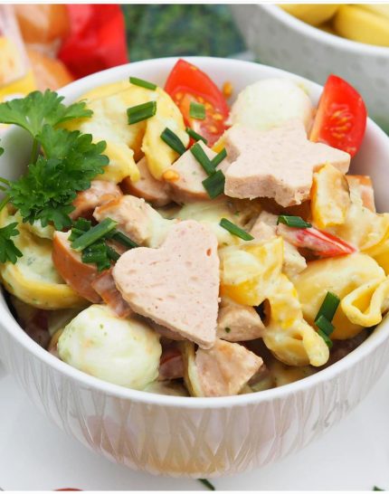 grillparty- tortelloni-wurstsalat-spiesse-fussball