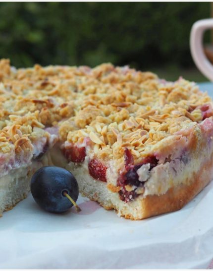 zwetschgen-puddingkuchen-mit-zimt-mandel-streuseln